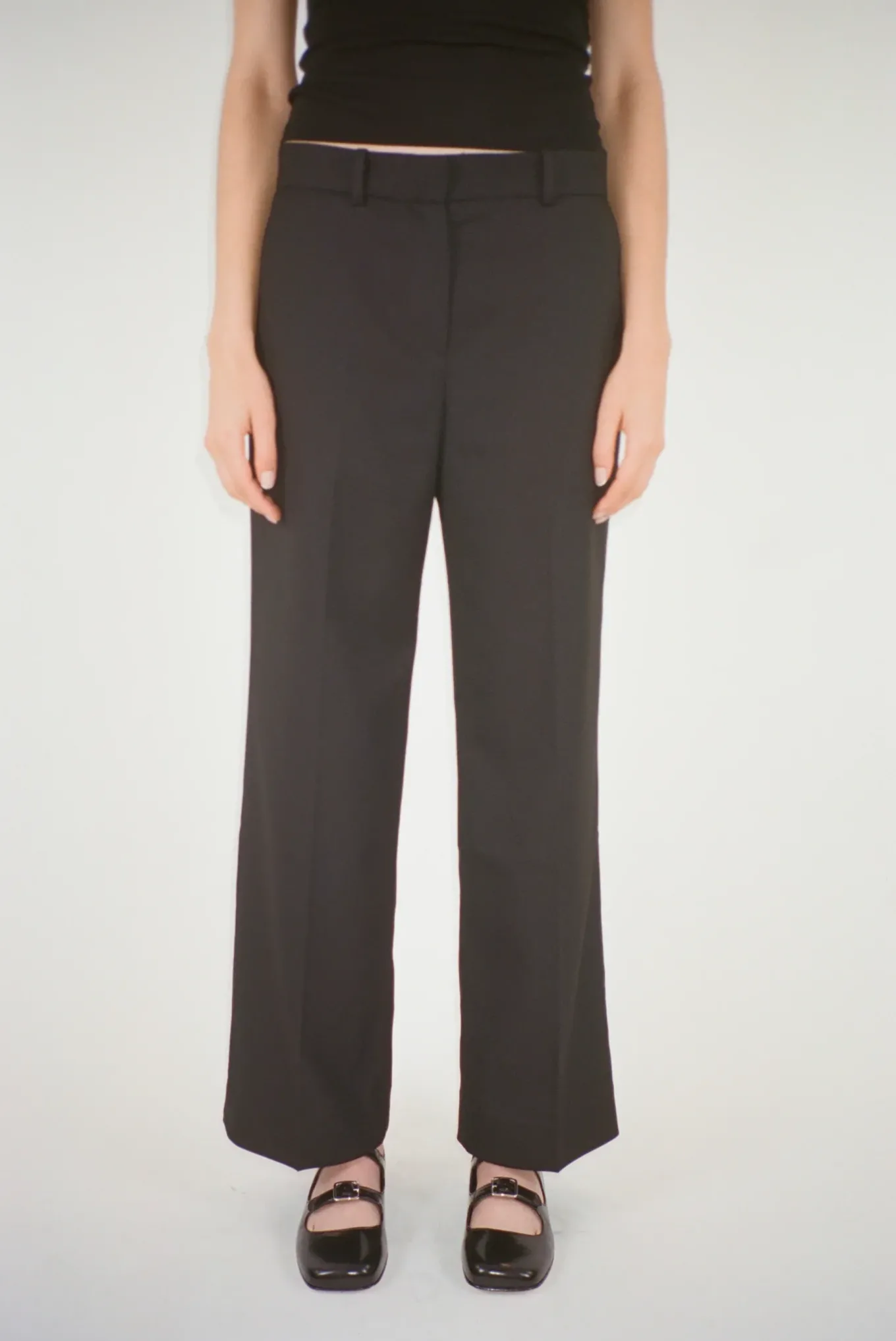 Cheap Sandy Liang Boxy Pant In Black