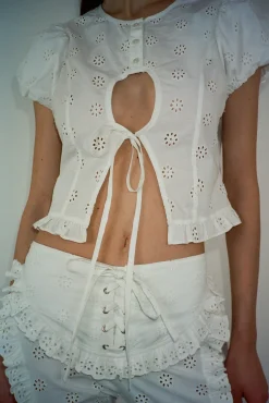 Flash Sale Sandy Liang Cameo Top In White