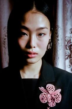 Fashion Sandy Liang Dendrobium Clip In Pink