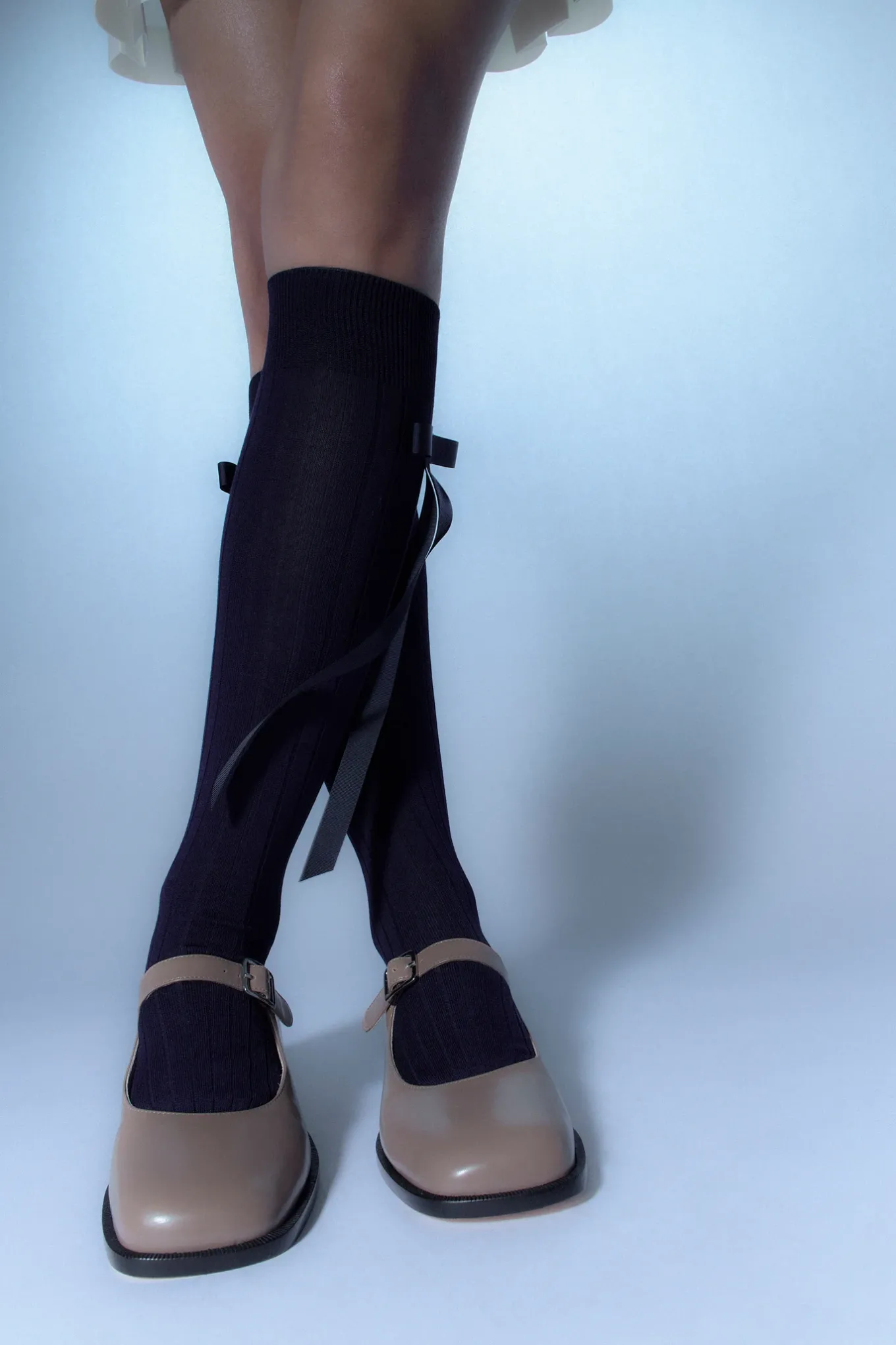 Store Sandy Liang Mj 35 In Taupe Spazzolato