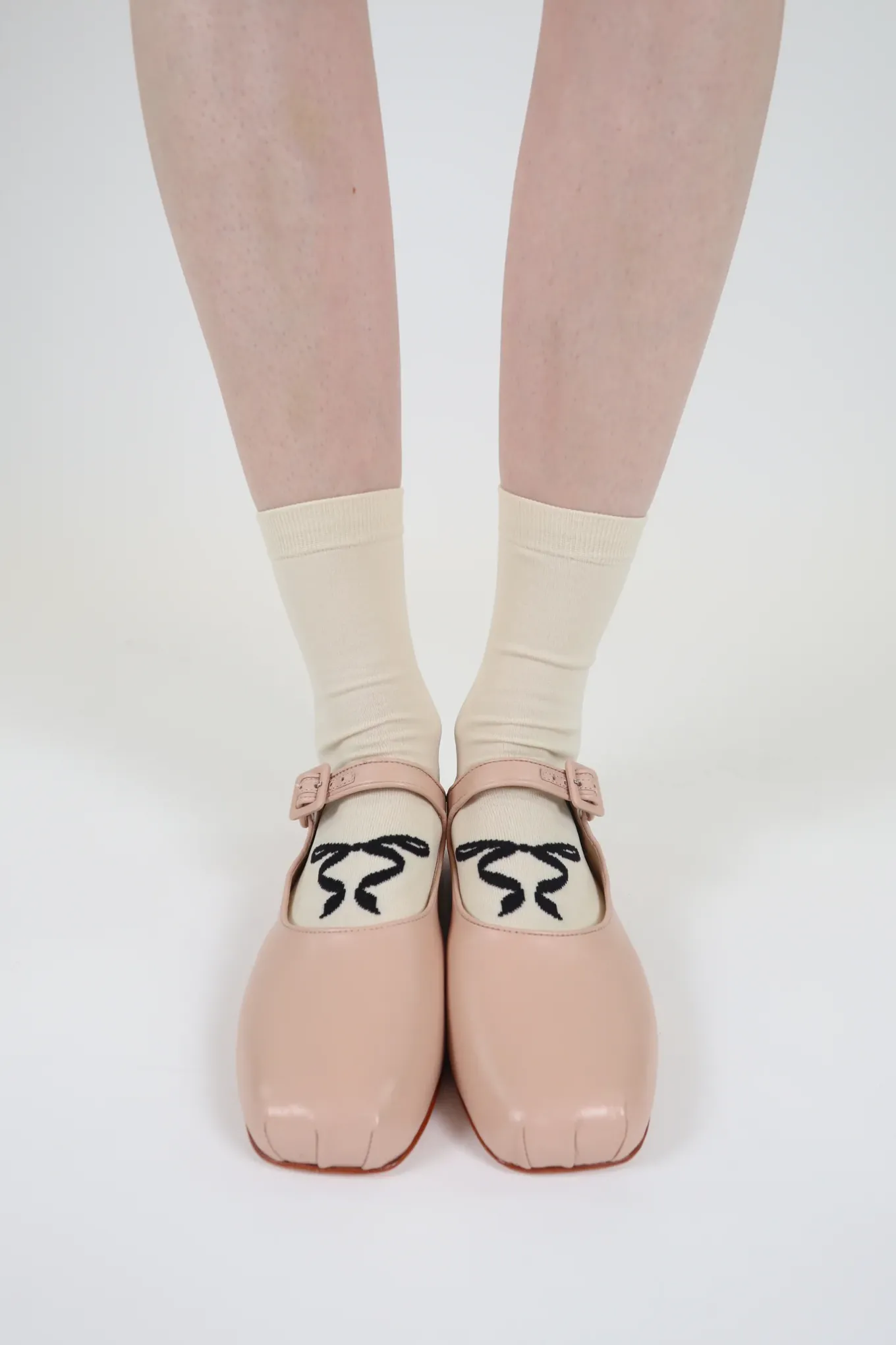Store Sandy Liang Secret Socks In Butter